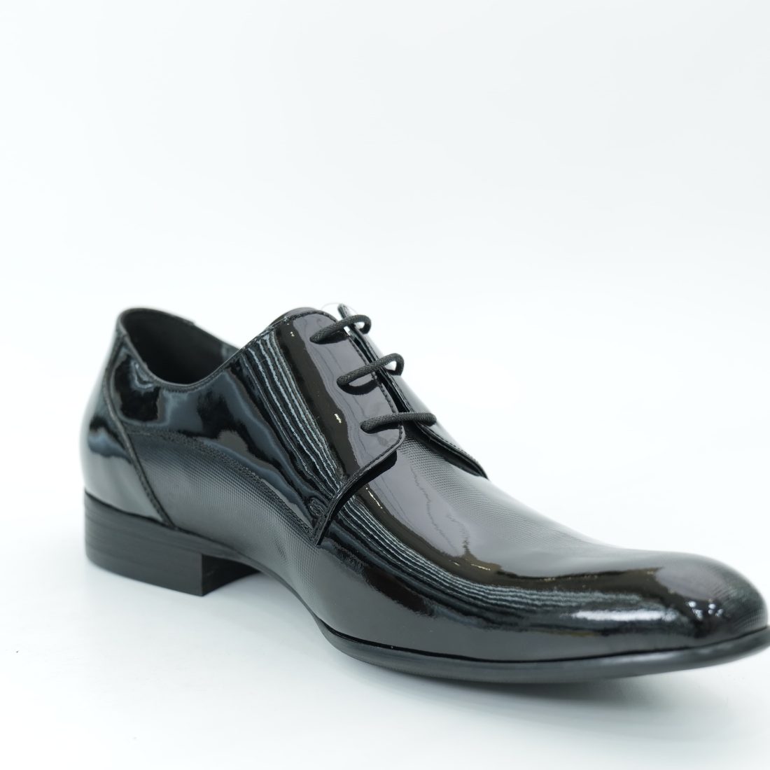 Derby shoes