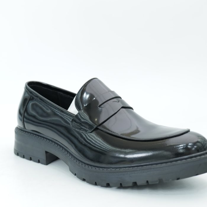 Platform shoes