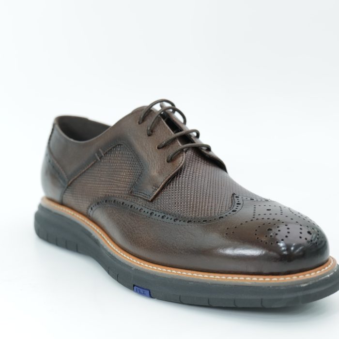 Casual shoes
