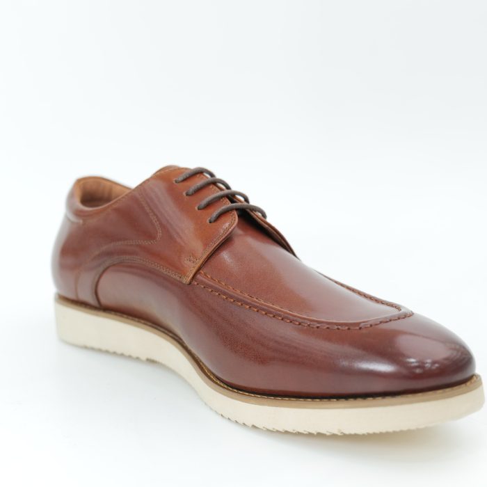 Casual shoes