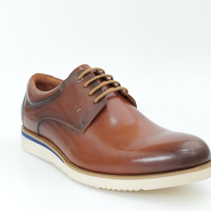 Casual shoes