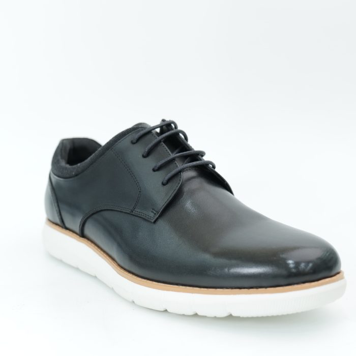Casual shoes