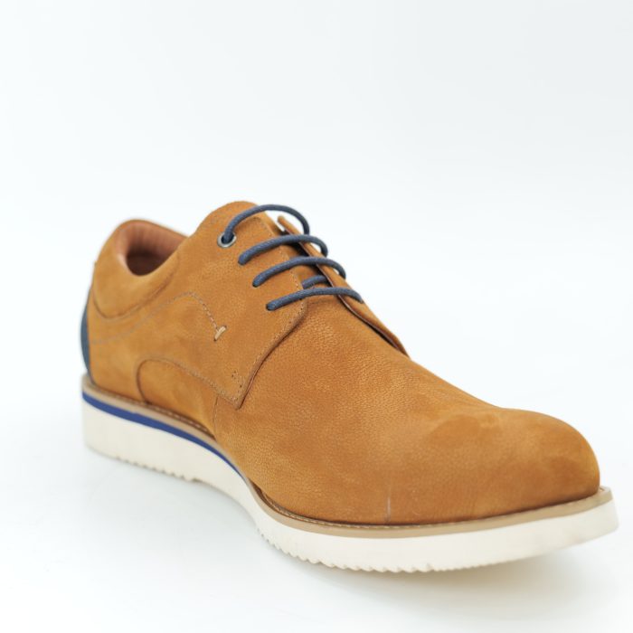Casual shoes