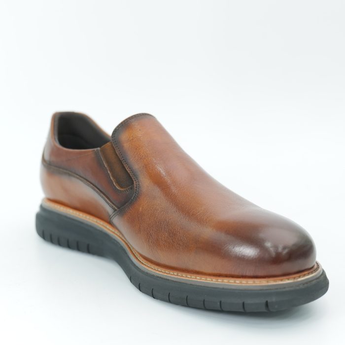 Casual shoes